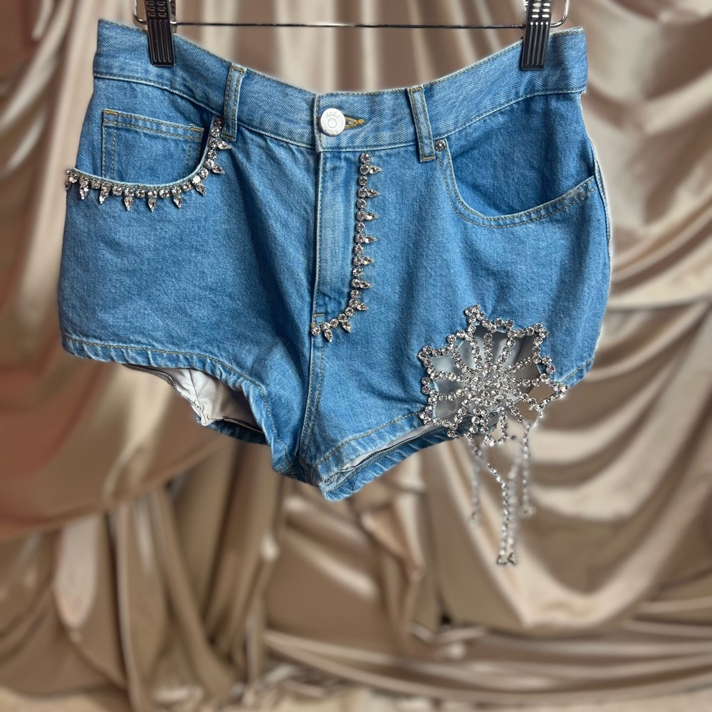 Womens shorts Area designer size 28 back altered to stretch